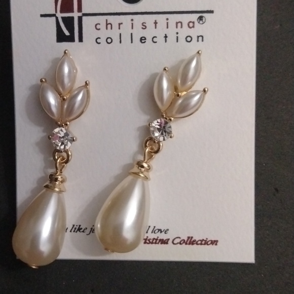 Fashion Jewelry Jewelry - Eligant drop pearl color earrings